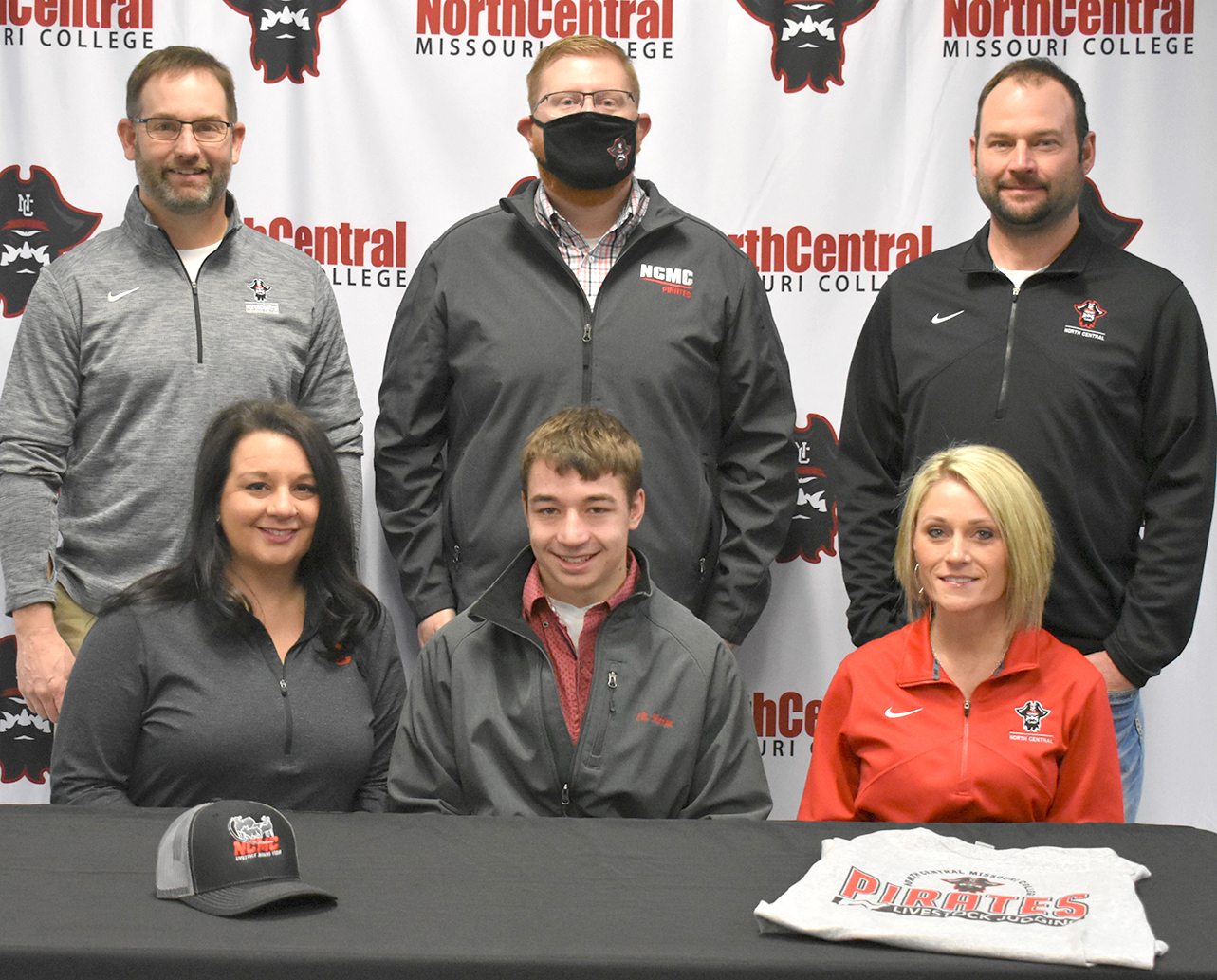 Eli Henke To Join NCMC Livestock Judging Team
